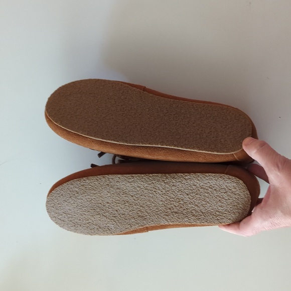 NWT Crewcuts moccasin style slippers sherpa lined 5 - Picture 6 of 7